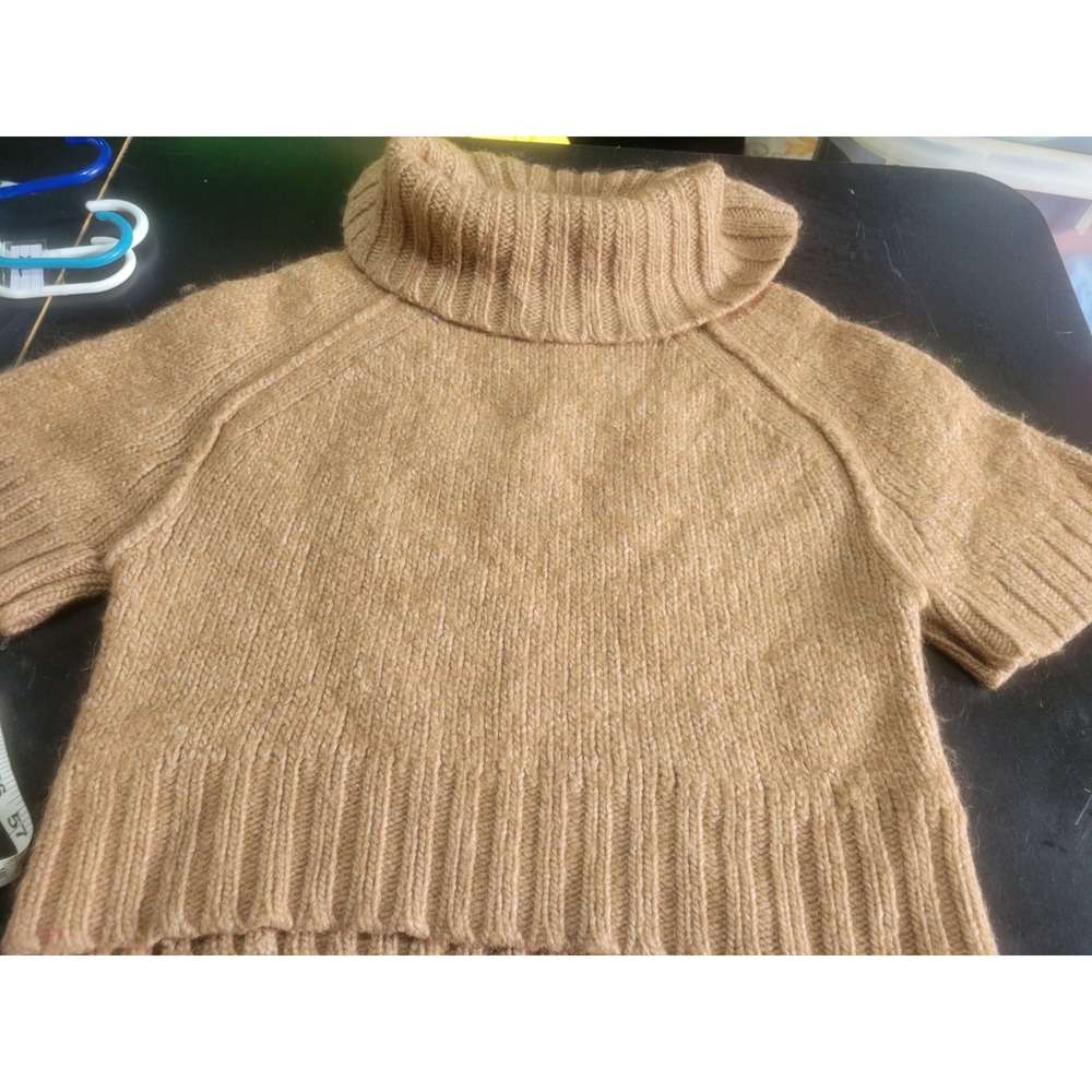Ann Taylor LOFT Short Sleeve Turtleneck Sweater Camel Brown Wool Blend Medium